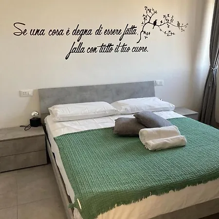 Holabologna Luxury And Flats בית הארחה