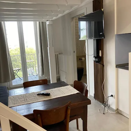 Holabologna Luxury And Flats 3* בולוניה
