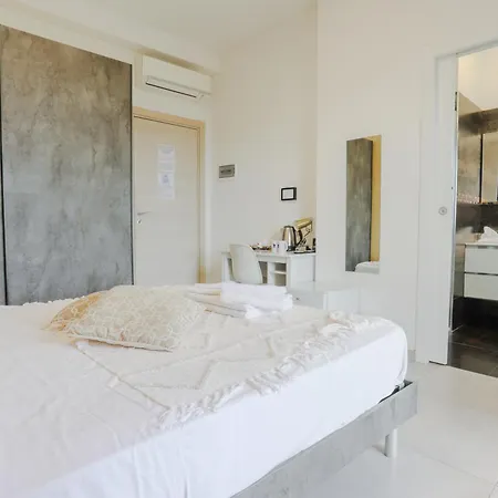 Holabologna Luxury And Flats 4* Μπολόνια