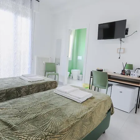 Holabologna Luxury And Flats 4*