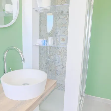 Holabologna Luxury And Flats Pensión 4*