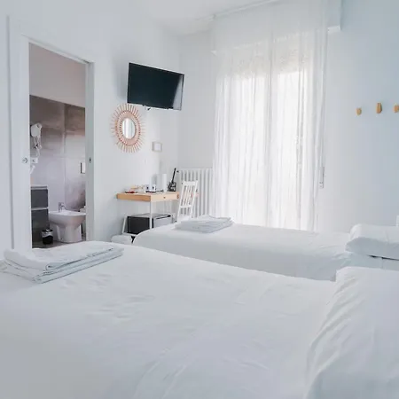 Pensión Holabologna Luxury And Flats 4*