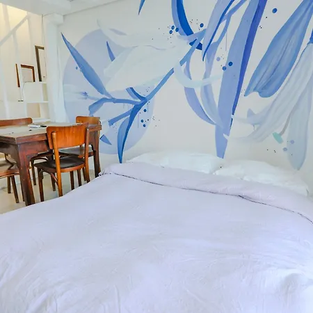 Πανσιόν Holabologna Luxury And Flats 4*