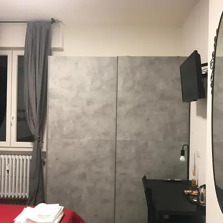 Holabologna Luxury And Flats 3* בולוניה
