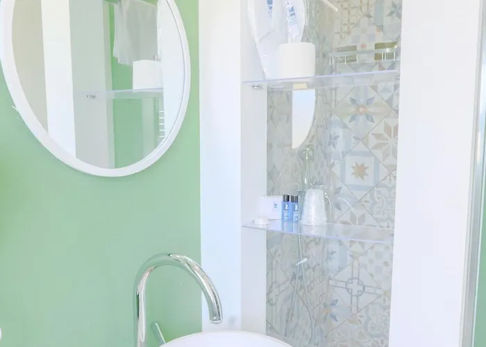 Holabologna Luxury And Flats 4*