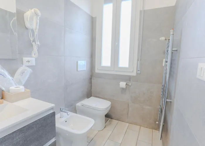 Holabologna Luxury And Flats 4*