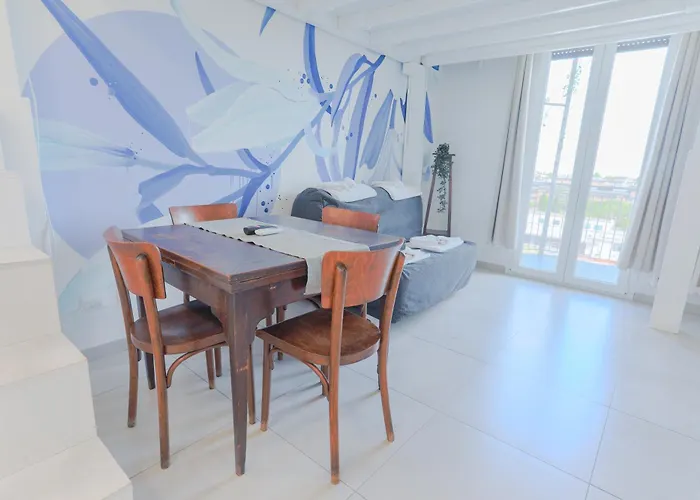 Holabologna Luxury And Flats 4*