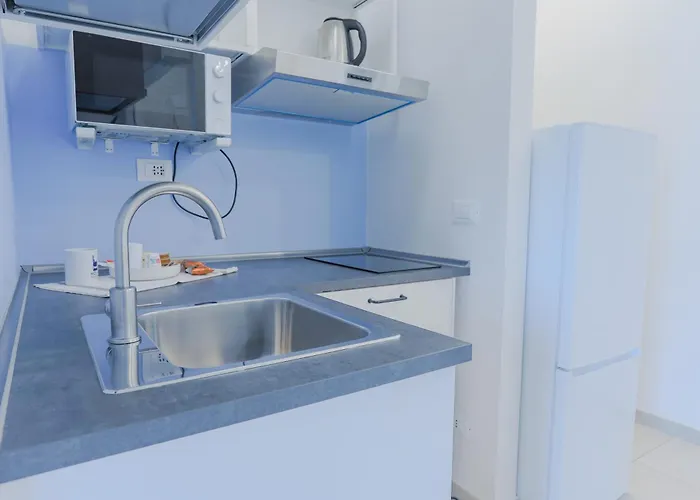 Holabologna Luxury And Flats 4*