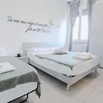 Holabologna Luxury And Flats Болонья