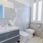 Holabologna Luxury And Flats 4* Болонья