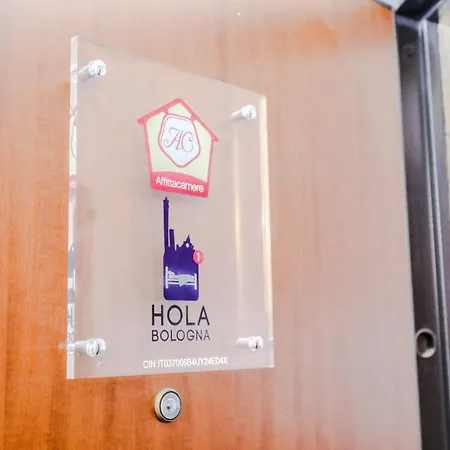 Holabologna Luxury And Flats 3*