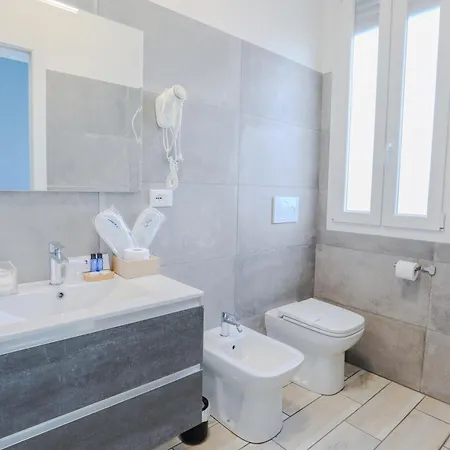 Holabologna Luxury And Flats 4* 博洛尼亚