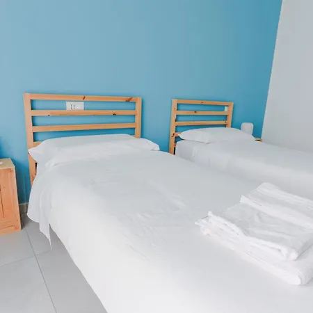 Holabologna Luxury And Flats Πανσιόν