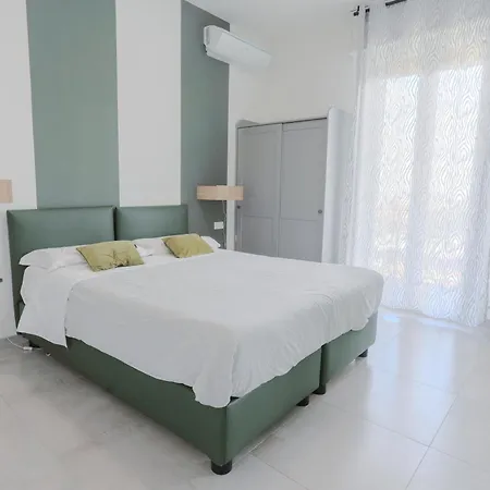 Holabologna Luxury And Flats Pensionat 4*