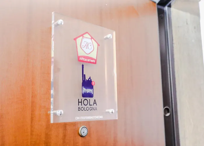 Holabologna Luxury And Flats 4*